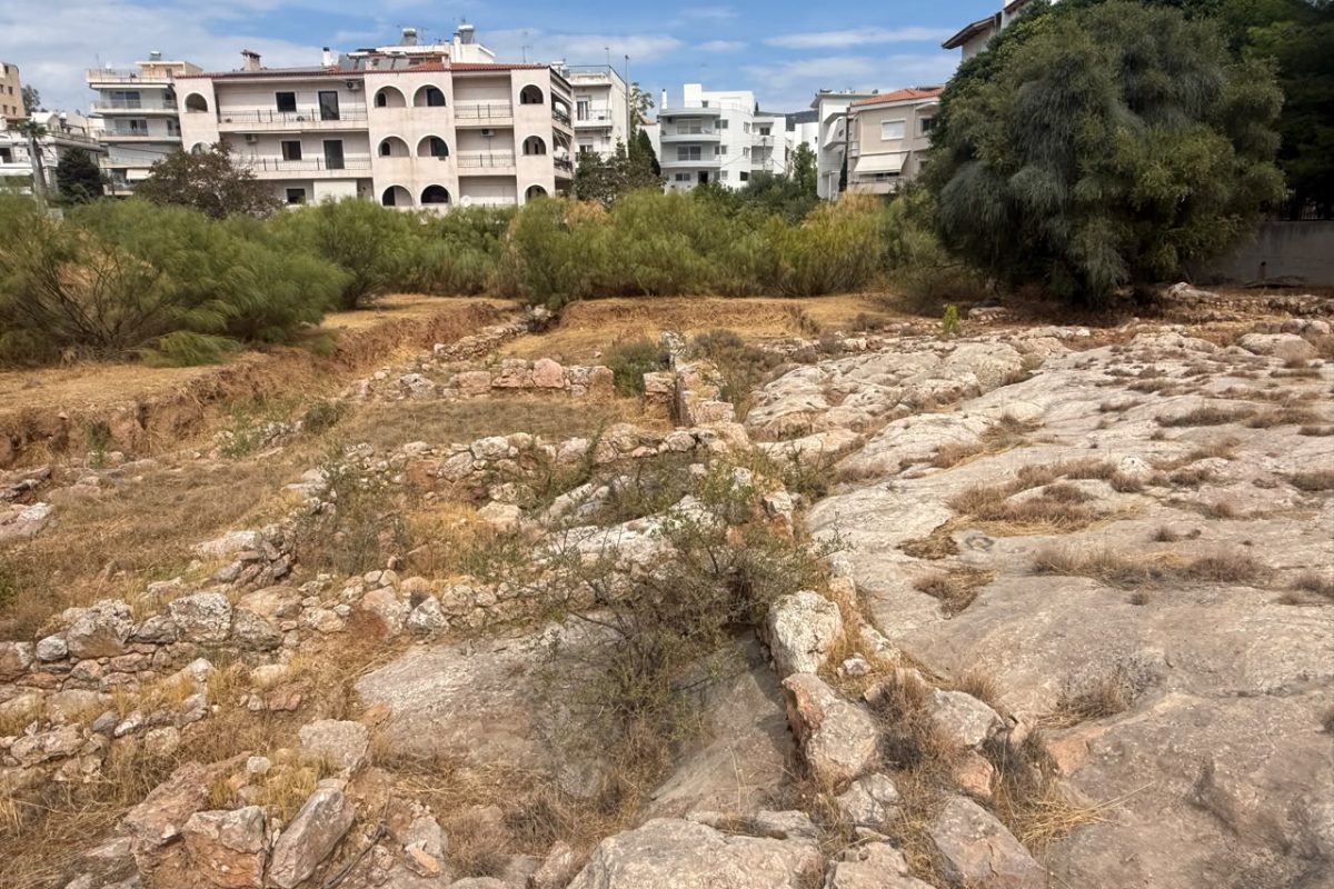 Οι αρχαιολογικοί χώροι της Βούλας