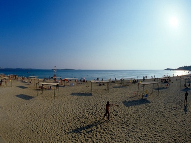 Ποιοι δημότες δικαιούνται δωρεάν είσοδο στις νότιες πλαζ;