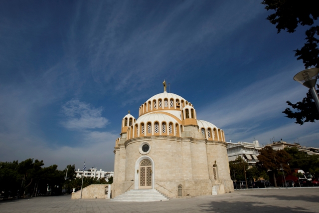 Ο Άγιος Κωνσταντίνος είναι το ιερό σημείο εκκίνησης της Γλυφάδας