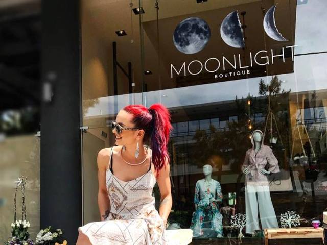 1 year anniversary party στο Moonlight Boutique