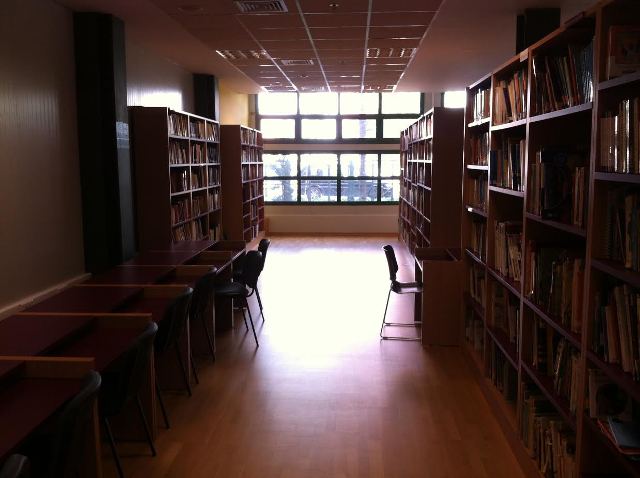 Ξεκίνησε τη λειτουργία της η νέα Δημοτική Βιβλιοθήκη Γλυφάδας