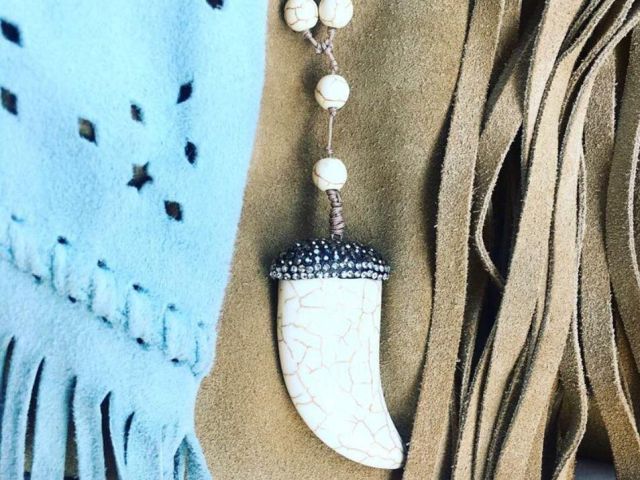 Ξεχώρισε φορώντας ένα κόσμημα Larimar