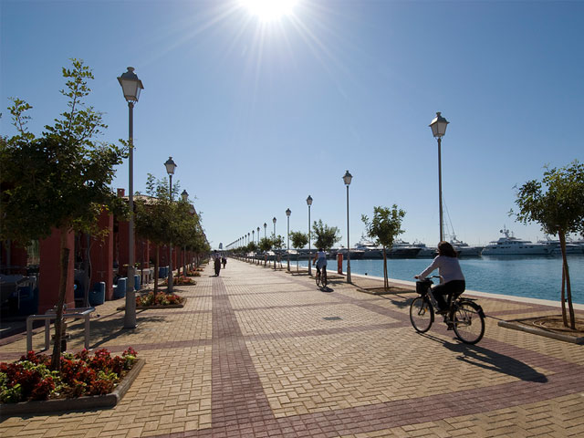 7+1 λόγοι για να κατέβεις στη Μαρίνα Φλοίσβου