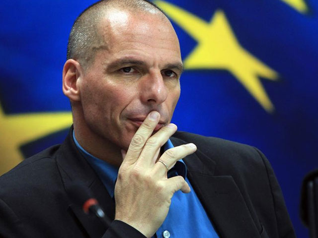 9 δουλειές στα Νότια Προάστια για τον Γιάνη Βαρουφάκη