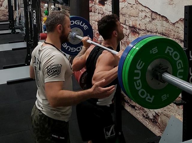 Αίθουσα για Weightlifting στο Workout Hall