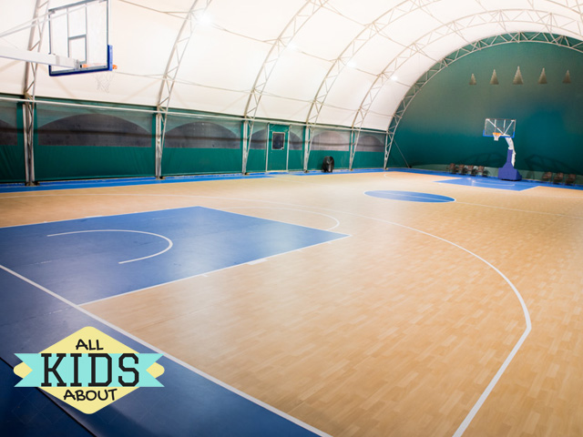 Ακαδημία Μπάσκετ στο κλειστό γήπεδο του Forty Love