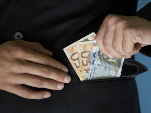 Άλιμος: δύο ηλικιωμένες γυναίκες έπεσαν θύματα απατεώνων
