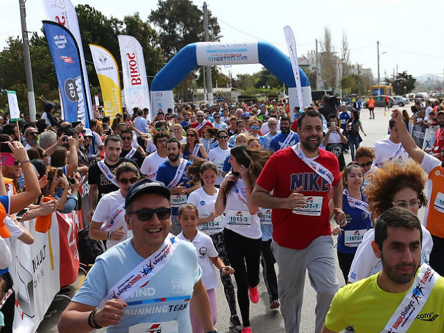Ανανέωσαν τη συνεργασία τους Βίκος Street Relays και Nova