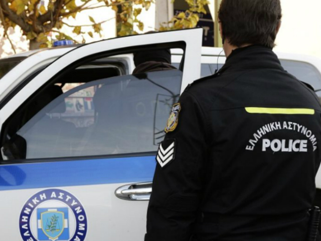 Άνω Γλυφάδα: Ληστής βασάνισε 94χρονη με κινητικά προβλήματα