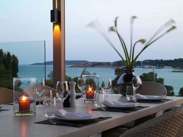 Bistro Lutetia: Οι γεύσεις του Χριστόφορου Πέσκια ήρθαν στη Βουλιαγμένη