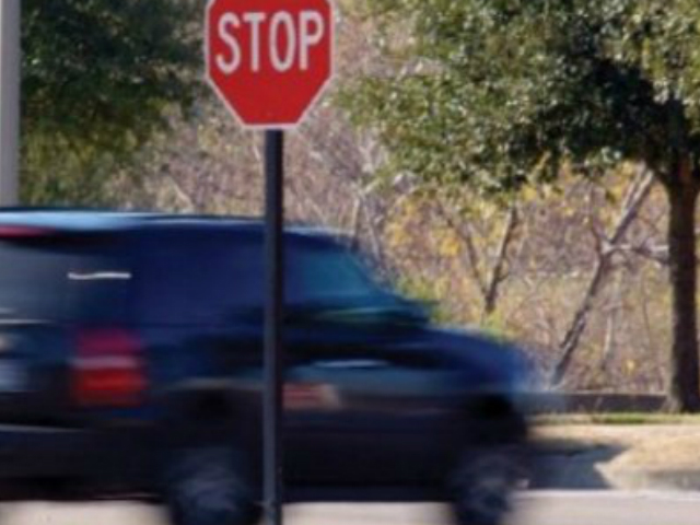 Βούλα: ατύχημα με σχολικό λεωφορείο