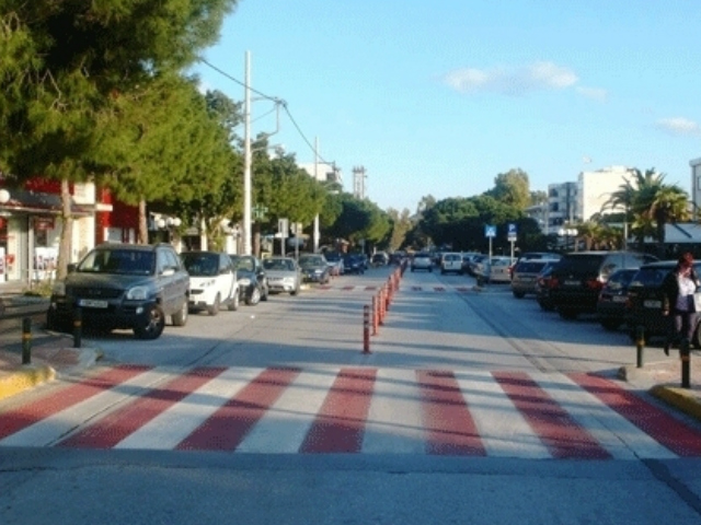 Βούλα: συνεχώς χειροτερεύει το κυκλοφοριακό πρόβλημα στην Πλατεία