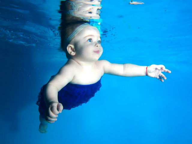 Εδώ θα μάθει το μωρό σου να κολυμπά σαν δελφίνι