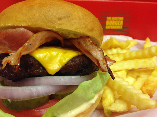 Έφαγες από το Vegas Burger στην Αργυρούπολη;