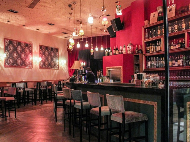 Έκλεισε το Lulu White