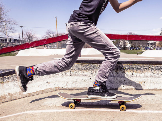 Ένα αγόρι δίνει συμβουλές στον 20χρονο εαυτό του