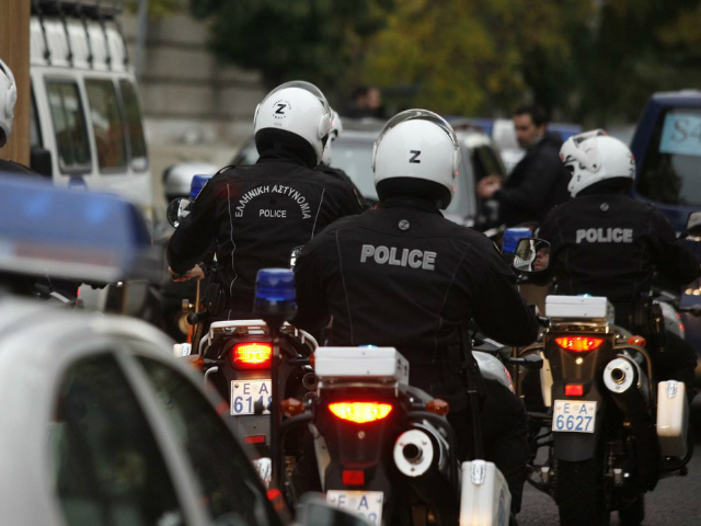 Έπιασαν τη σπείρα που ανατίναζε ΑΤΜ σε Βάρκιζα και Βάρη