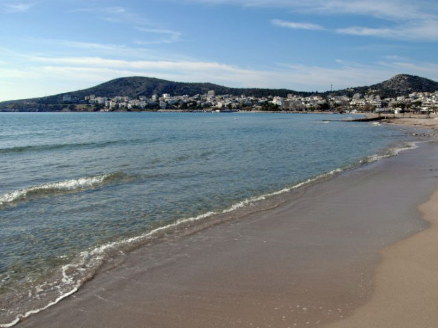 Για μια ακόμη φορά καθαρά τα νερά του Δήμου Βάρης Βούλας Βουλιαγμένης