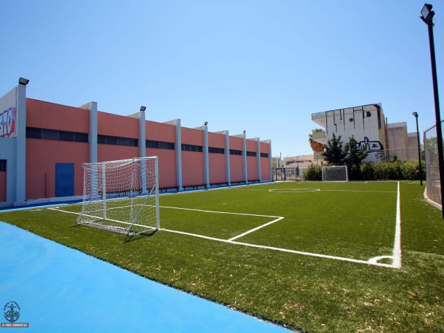 Γλυφάδα: Ανοιχτά τα προαύλια σχολείων κάθε απόγευμα