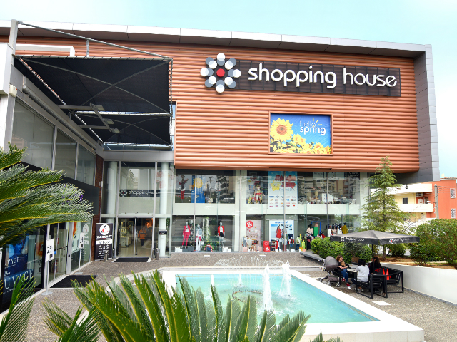 H άνοιξη γίνεται ακόμα καλύτερη στο Shopping House