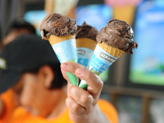 Ημέρα δωρεάν παγωτού στη Γλυφάδα