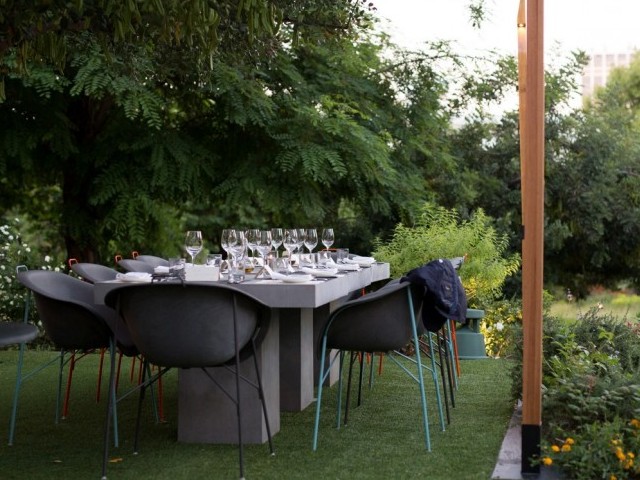 Holy Garden: To Ηoly Spirit πάει στον Κήπο του Μεγάρου