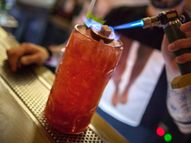 Το Holy Spirit σε καλεί στο πάρτι για τα 2 του χρόνια