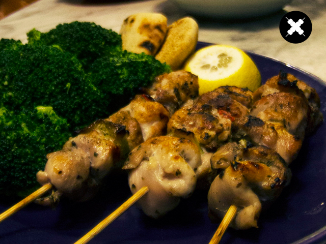 Το καλαμάκι που τρελαίνει είναι στον Τρελό Γάιδαρο