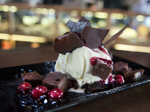 Το καλοκαίρι δροσιζόμαστε στο Gazi College