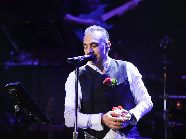 Καρράς – Σφακιανάκης στο Teatro