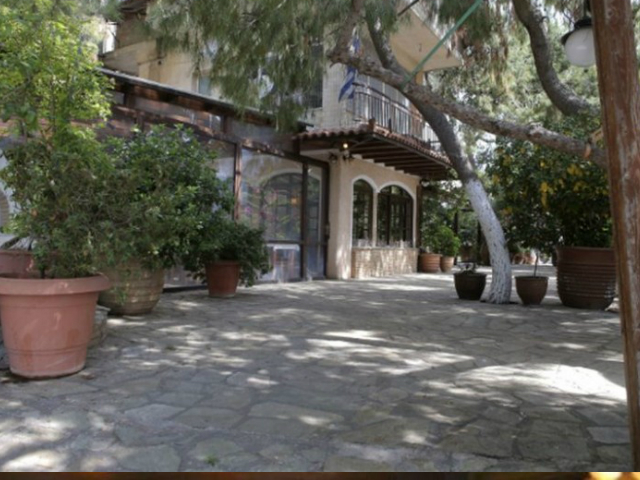 Kάτοικος Γλυφάδας ο αστυνομικός που δολοφονήθηκε σε ταβέρνα στην Παλλήνη