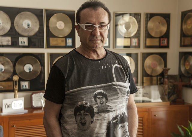 Συνελήφθη στη Νέα Σμύρνη ο απατεώνας που “έφαγε” 60.000 ευρώ από το Λευτέρη Πανταζή