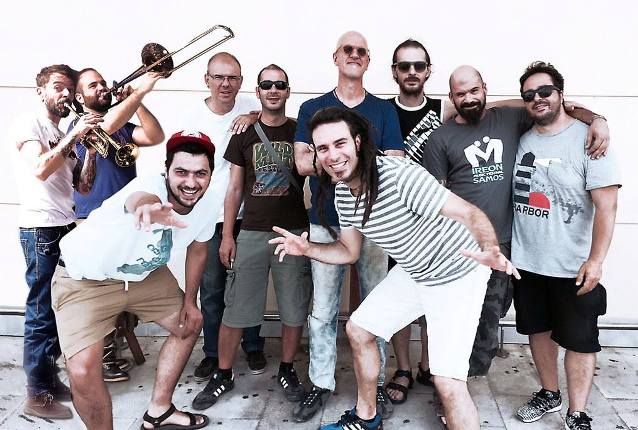 Live των Locomondo στο Balux Seaside