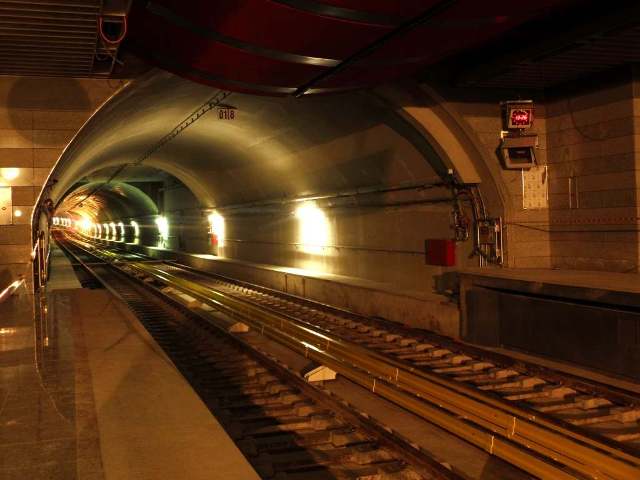 Το μετρό θα κατέβει ως τη Γλυφάδα