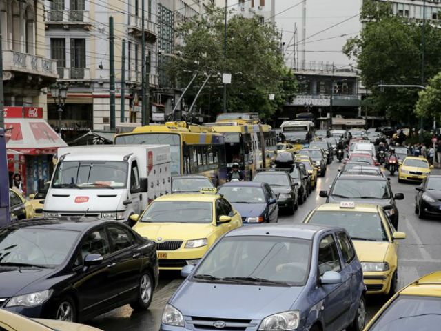 Μποτιλιάρισμα στην Αθήνα εξαιτίας της βροχόπτωσης