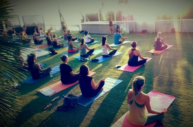 Music & Yoga Project στο Balux Dreams από τη Νίκη Πετρουλάκη