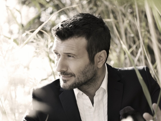 Ο Γιάννης Πλούταρχος στο Ακρωτήρι W