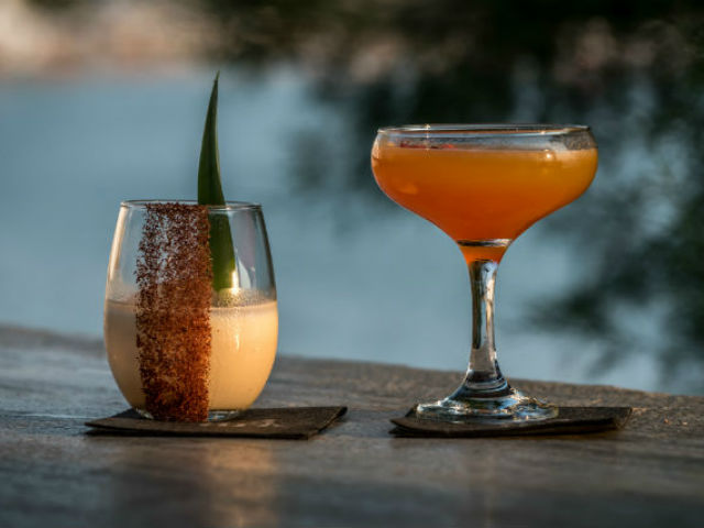 O Γύρος του Αστέρα Γλυφάδας σε έξι υπέροχα καλοκαιρινά cocktail
