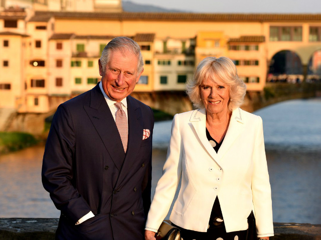 O Κάρολος και η Καμίλα θα επισκεφθούν το Παλαιό Φάληρο