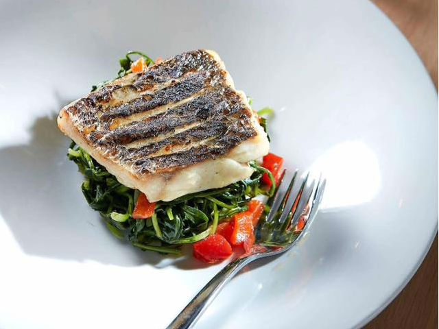 O “Λούτσος” ήρθε για να μείνει στην πλατεία της Βούλας