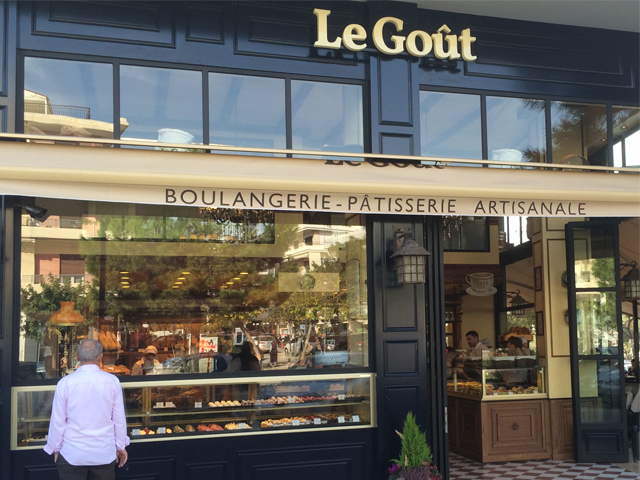Ο νέος γαλλικός φούρνος που κάνει θραύση στη Γλυφάδα