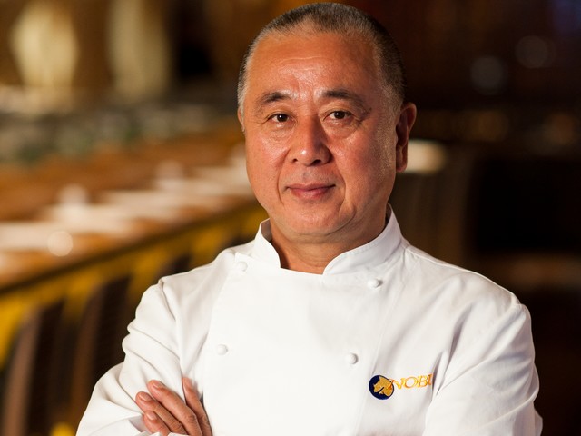 Ο Nobu σερβίρει σε Βουλιαγμένη και Μύκονο τα νέα του ‘ελληνικά’ πιάτα
