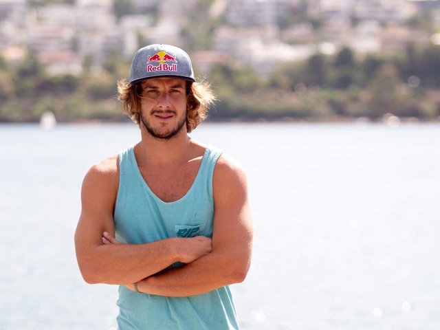 Ο Νικόλας Πλύτας είναι πρωταθλητής του waterski και μόλις 22 χρονών