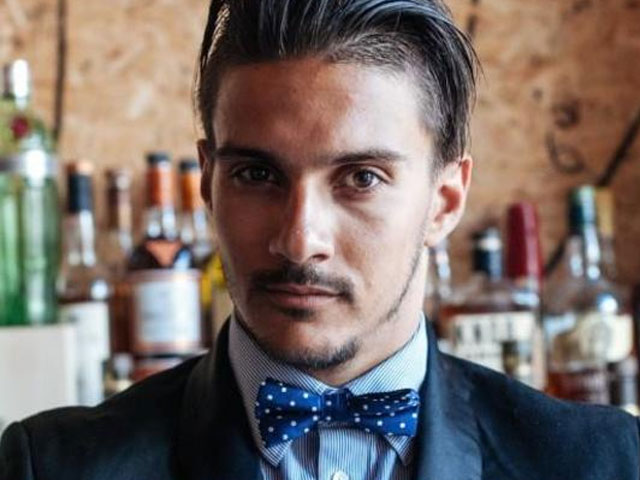 O Teo Spiropoulos φιλοξενεί απόψε στο Bella Vespa τον Κωνσταντίνο Τσατσιρα