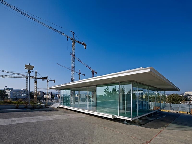 Οι εργαζόμενοι φωτογραφίζουν τη ζωή του εργοταξίου του Ιδρύματος «Σταύρος Νιάρχος»