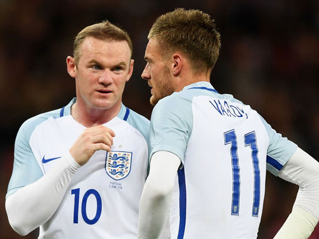 Οι σκληροτράχηλοι του Euro και μερικές φτερούγες καυτερές