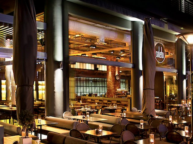 Οι VHS ετοιμάζουν ένα ζωντανό ταξίδι στο χρόνο!