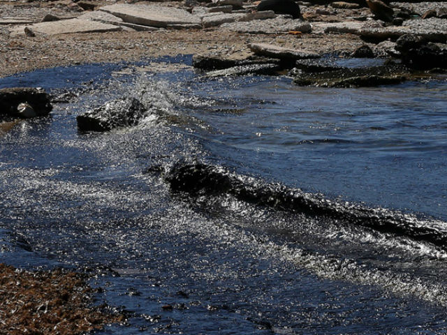 Οργάνωση Αρχιπέλαγος: Το πετρέλαιο θα μείνει στο βυθό 25 χρόνια