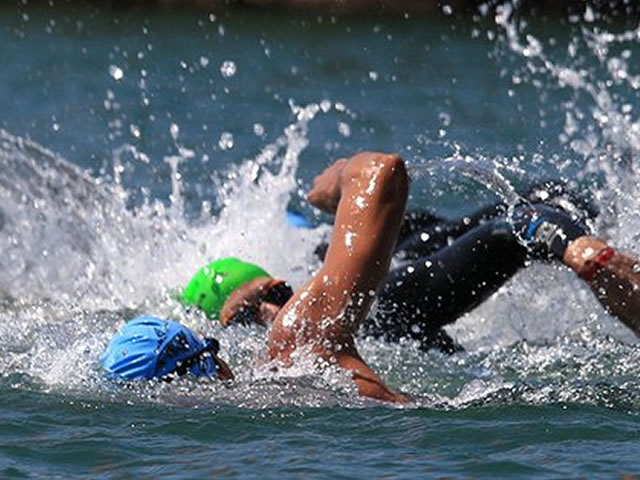 Πάμε μια βόλτα (για τον διάπλου) στη Βουλιαγμένη