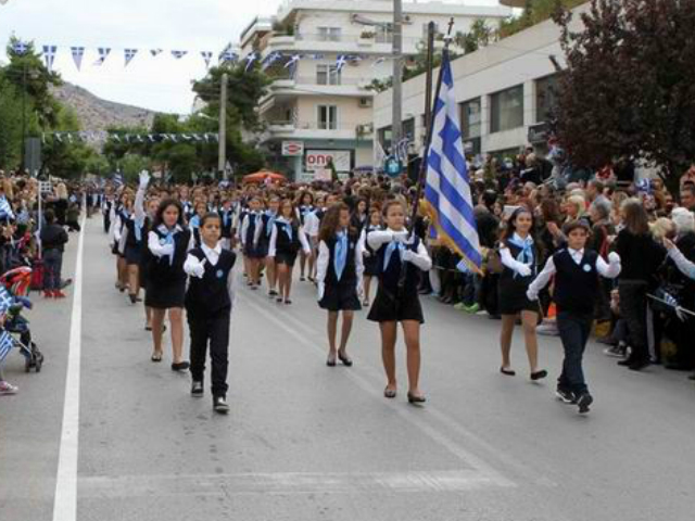 Παρέλαση 28ης Οκτωβρίου στη Γλυφάδα